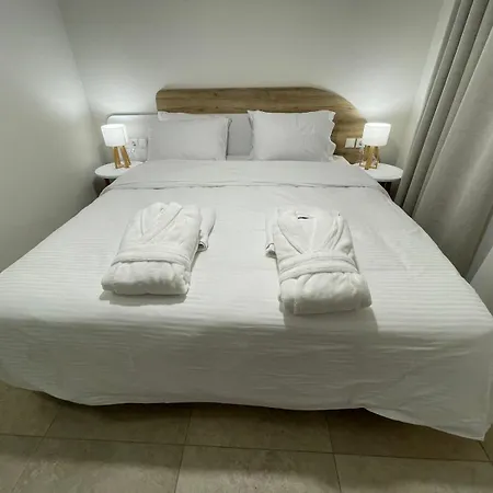 Tegea Luxury Suites Artemis Trípoli Exterior foto